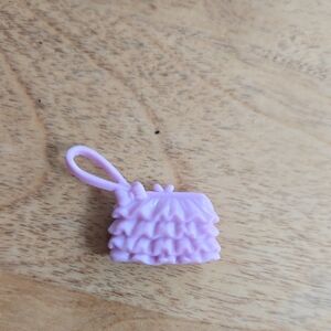 1/5$ 4/15$ 6/20$ Barbie Pink Ruffled Bag Accessory